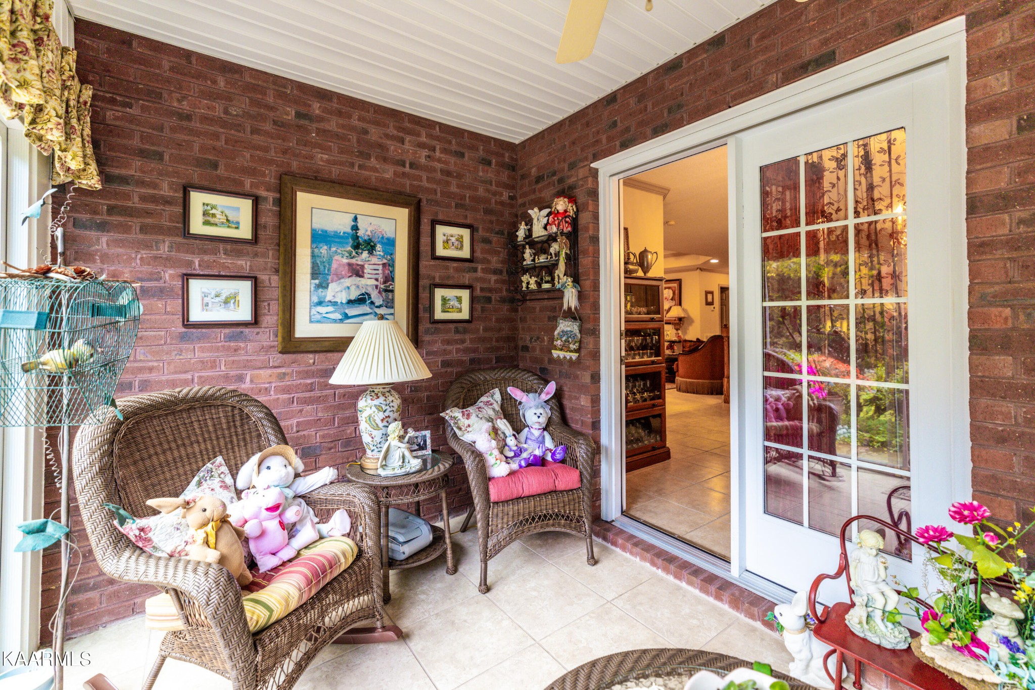 9043 Rocky Ridge Way, Unit 9 Knoxville, TN 37924 - Photo 25 of 31 a patio with glass windows and entertaining space