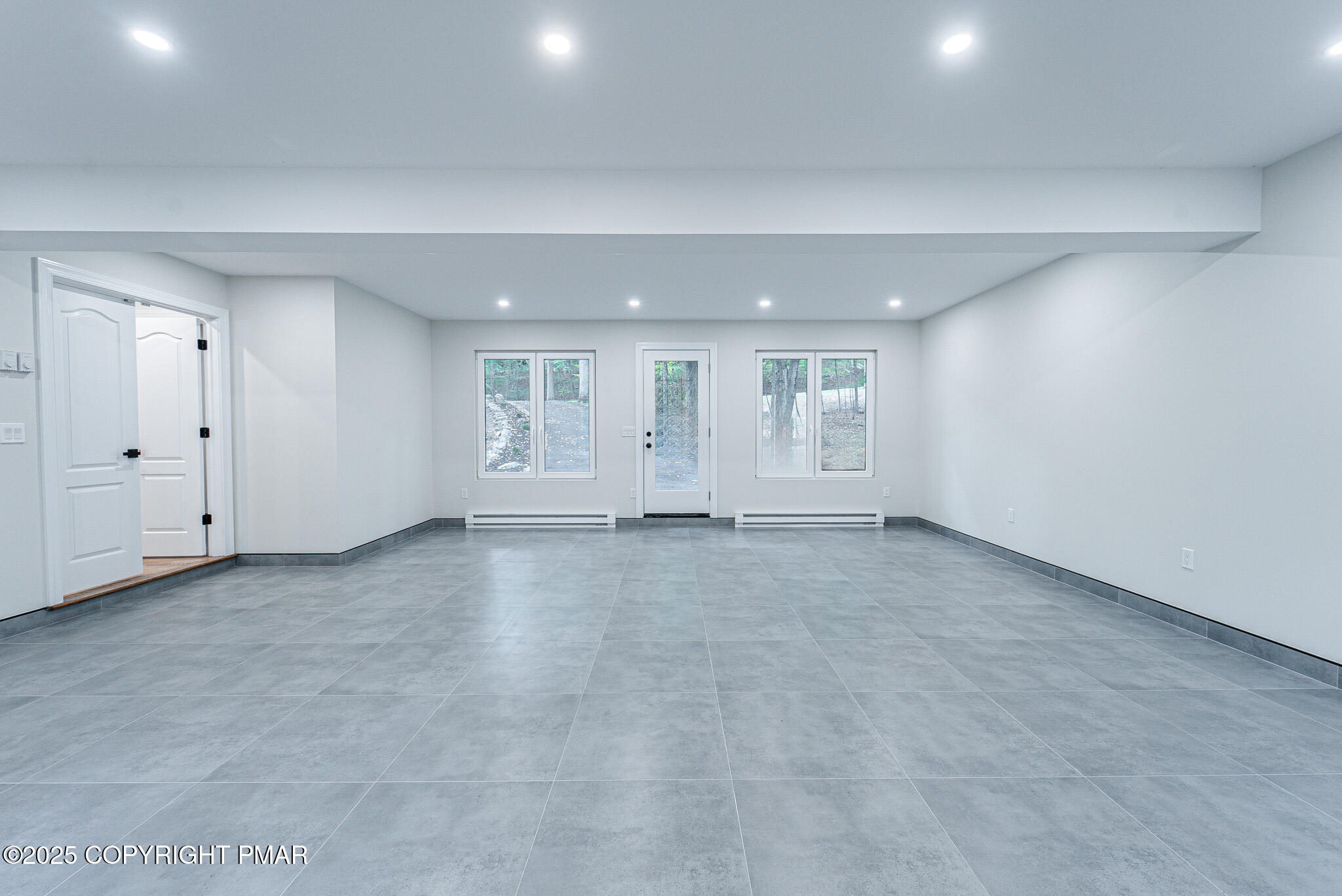 5806 Decker Road Bushkill, PA 18324 - Photo 32 of 76 an empty room with white walls