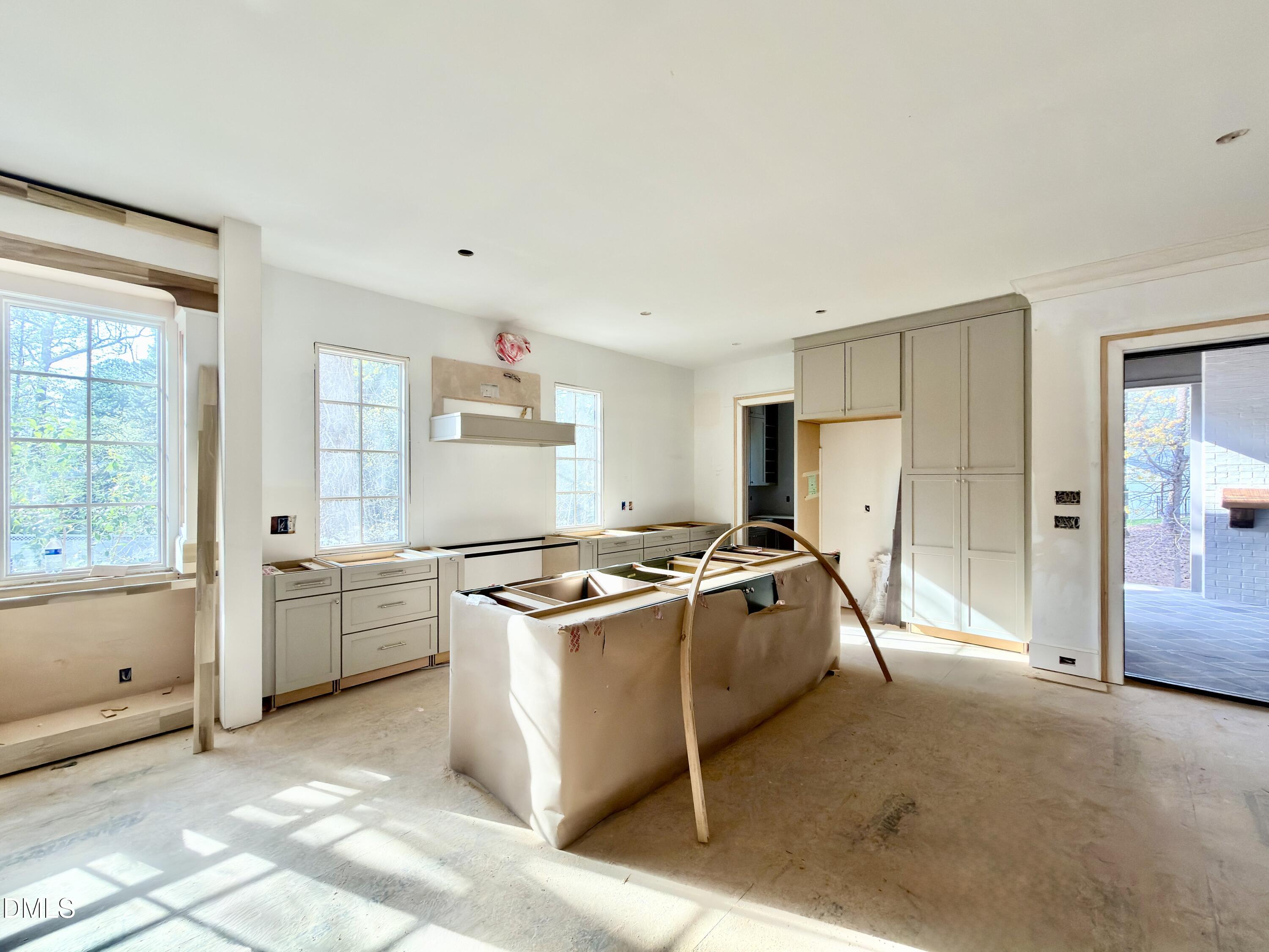 1306 Lennox Place Raleigh, NC 27612 - Photo 6 of 34 Kitchen