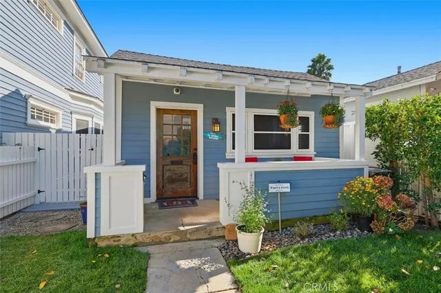 $1,615,000 | 222 South Broadway, Redondo Beach, CA 90277