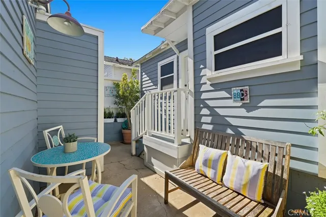 $1,615,000 | 222 South Broadway, Redondo Beach, CA 90277