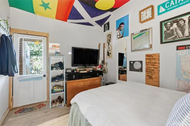 $1,615,000 | 222 South Broadway, Redondo Beach, CA 90277