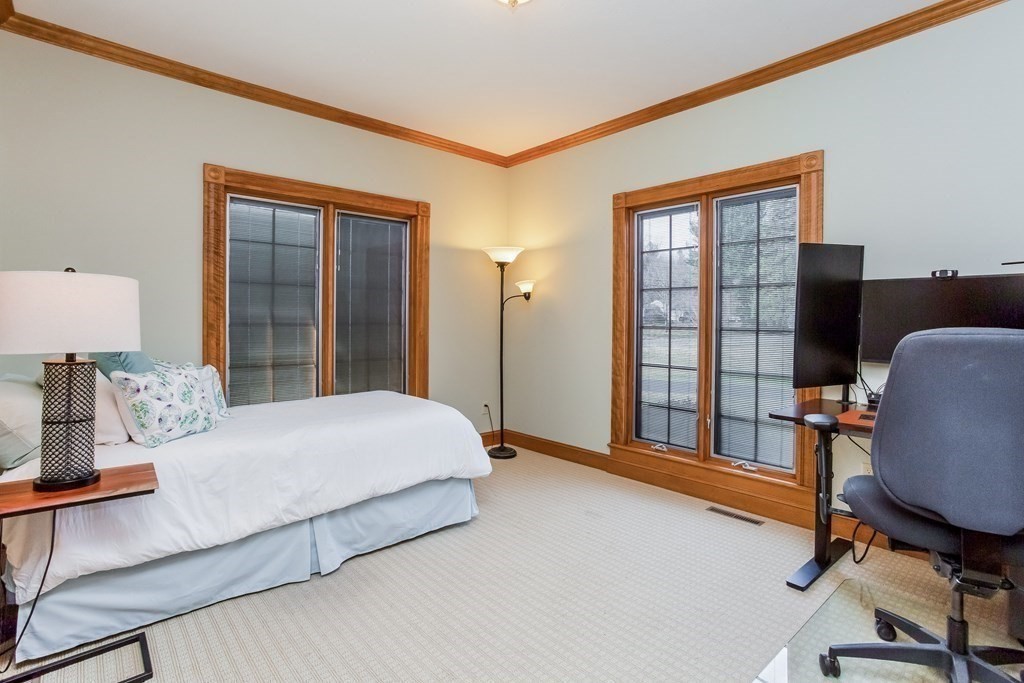 636 Wolf Swamp Road Longmeadow, MA 01106 - Photo 19 of 34