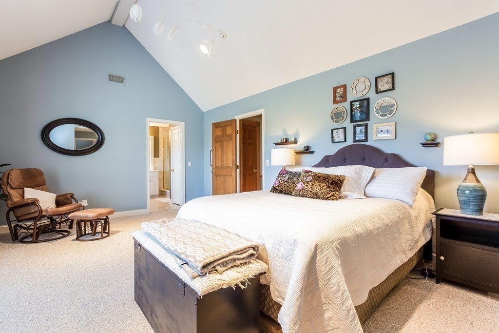 636 Wolf Swamp Road Longmeadow, MA 01106 - Photo 23 of 34