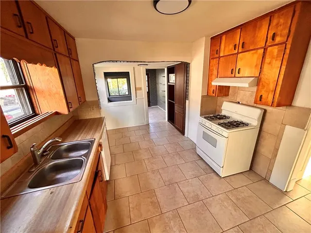 $134,900 | 1319 South 24th Street, St. Joseph, MO 64507