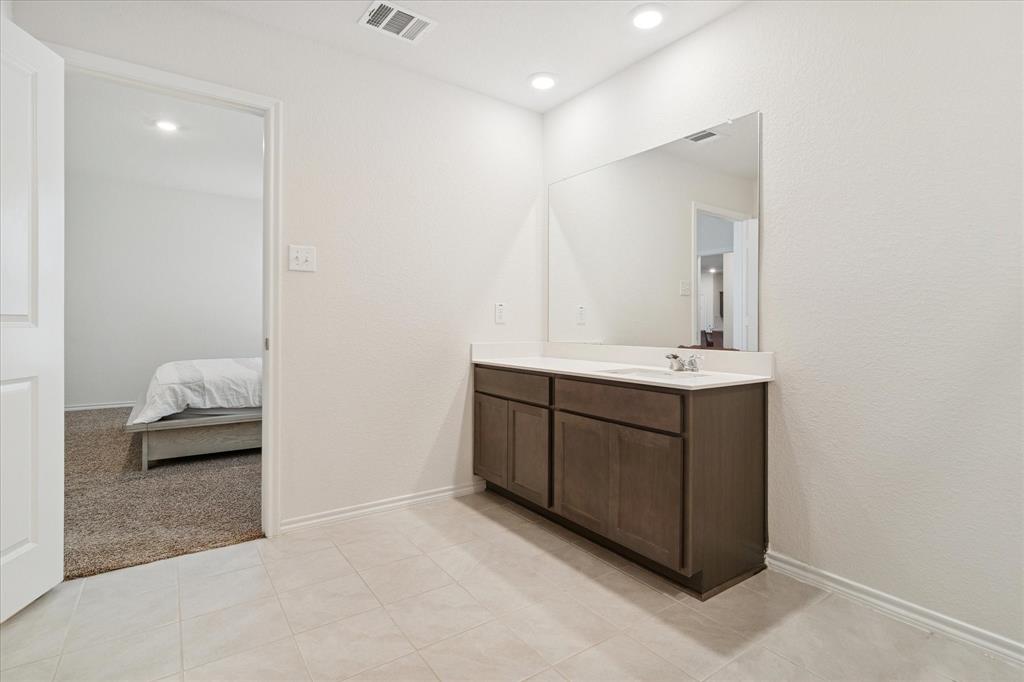 1132 Rountree Court Celina, TX 75009 - Photo 16 of 27