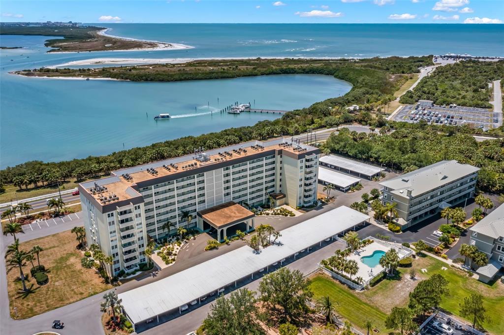 9 Forbes Place, Unit 707 Dunedin, FL 34698 - Photo 1 of 44