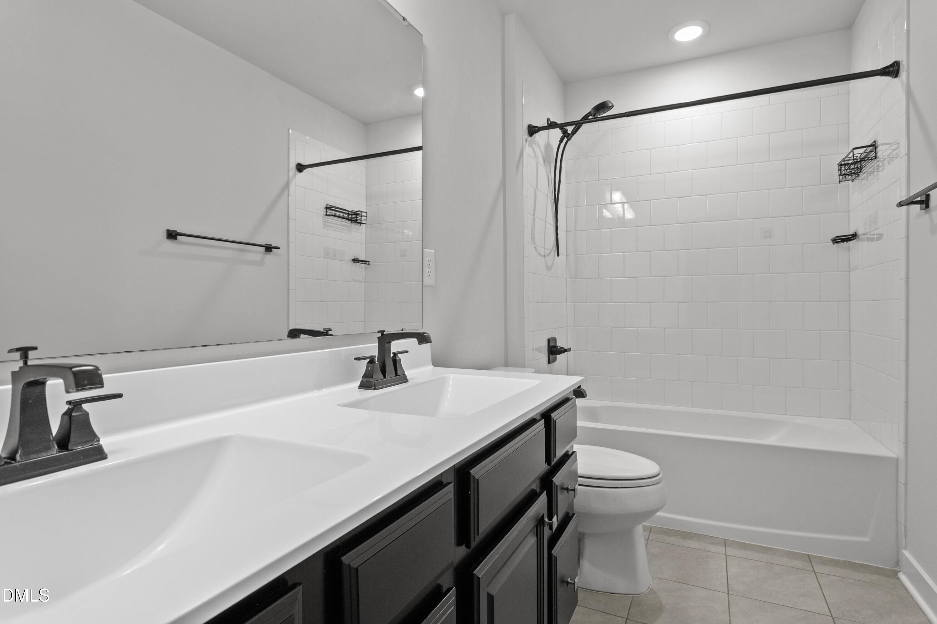 124 Amber Acorn Avenue Raleigh, NC 27603 - Photo 29 of 45 CGP_5648