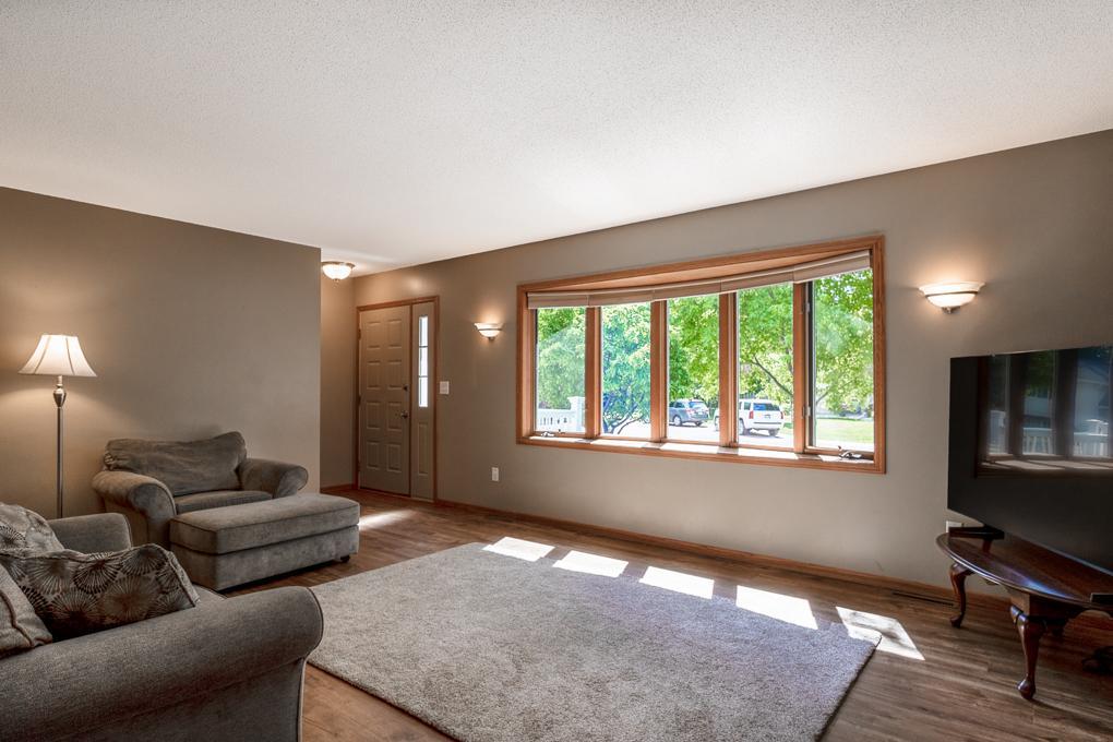 109 Creative Court Mankato, MN 56001 - Photo 6 of 46