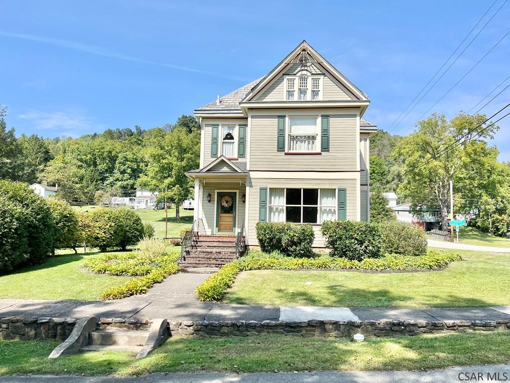 397 2nd Street Confluence, PA 15424 - Photo 2 of 39