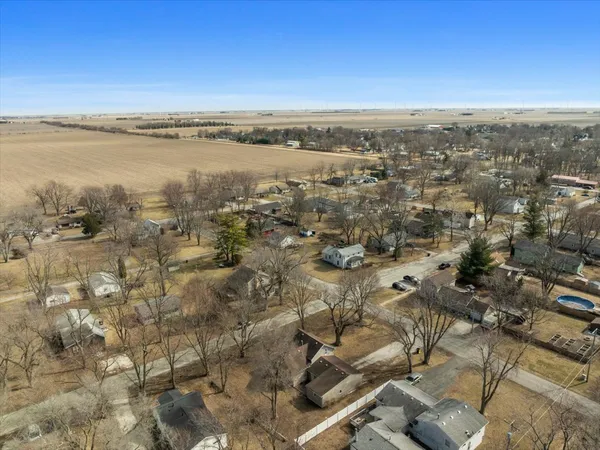 $115,000 | 301 North 2nd Avenue, Chenoa, IL 61726