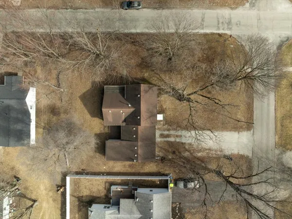 $115,000 | 301 North 2nd Avenue, Chenoa, IL 61726