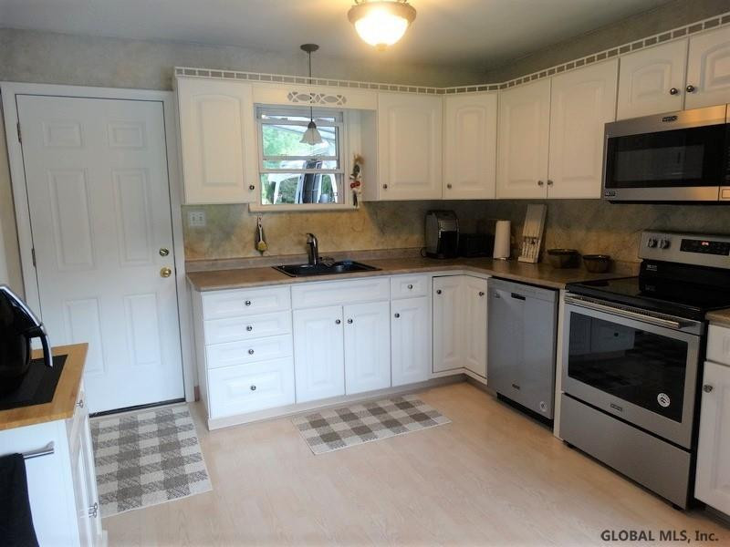 629 Brunswick Road Brunswick, NY 12180 - Photo 14 of 35 Photo 14