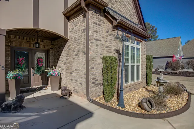 $675,000 | 65 Fox Hall Crossing West, Senoia, GA 30276