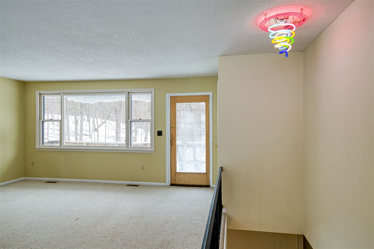 4011 Cedar Run Road Traverse City, MI 49684 - Photo 3 of 52 1883112-2.JPG