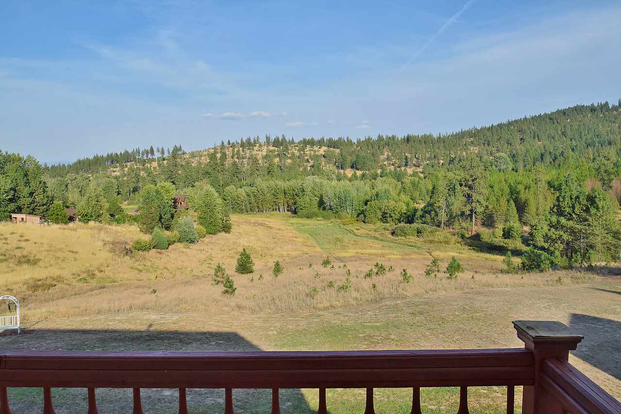 21902 North Monroe Road Spokane, WA 99208 - Photo 14 of 20