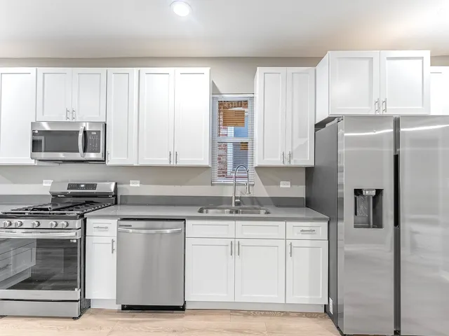 $399,000 | 2733 West 38th Street, Chicago, IL 60632