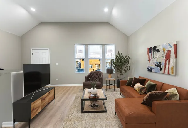 $399,000 | 2733 West 38th Street, Chicago, IL 60632