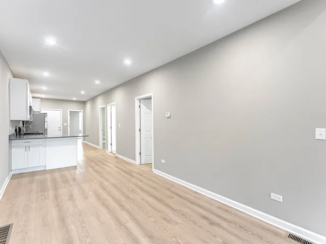 $399,000 | 2733 West 38th Street, Chicago, IL 60632