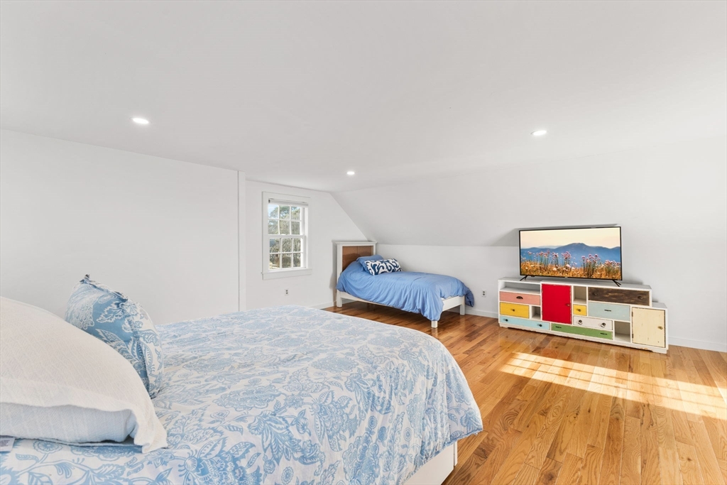 32 Emerson Road Falmouth, MA 02536 - Photo 26 of 42