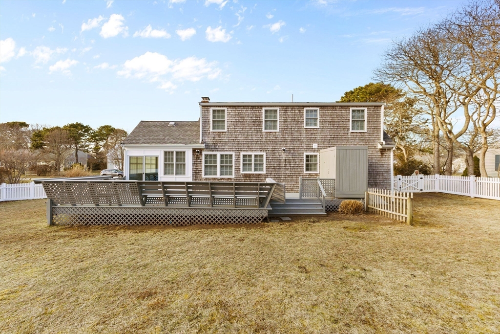 32 Emerson Road Falmouth, MA 02536 - Photo 5 of 42