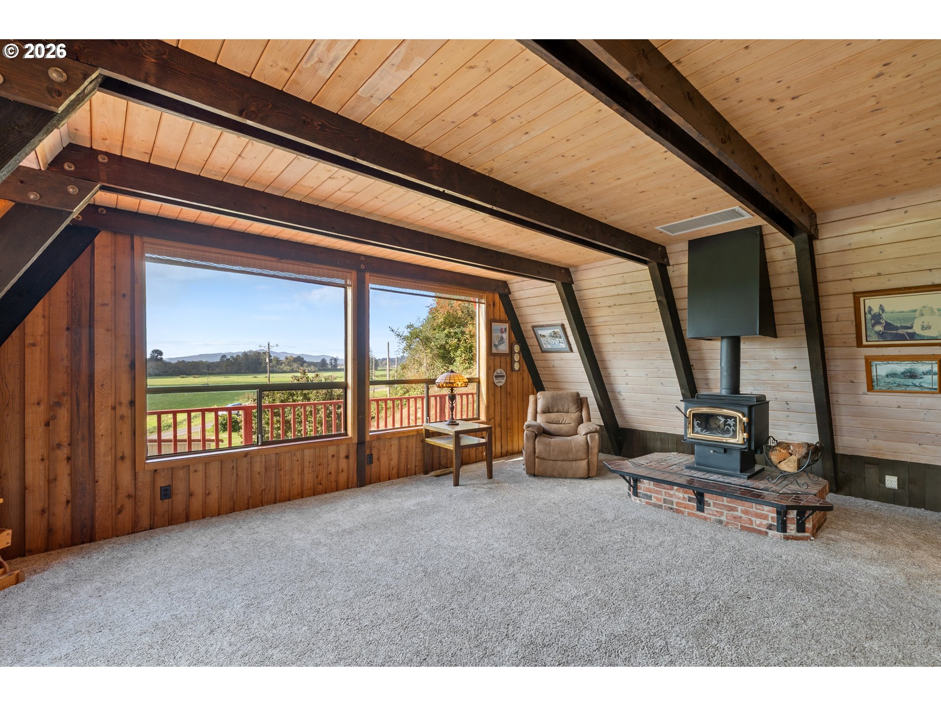 9660 Sollie Smith Road North Tillamook, OR 97141 - Photo 11 of 48 Living Room