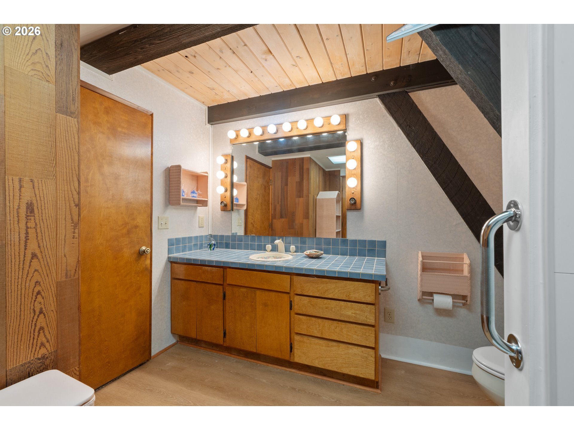 9660 Sollie Smith Road North Tillamook, OR 97141 - Photo 22 of 48 Bathroom