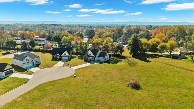 $488,000 | 74 Summerset Drive, Winchester, TN 37398