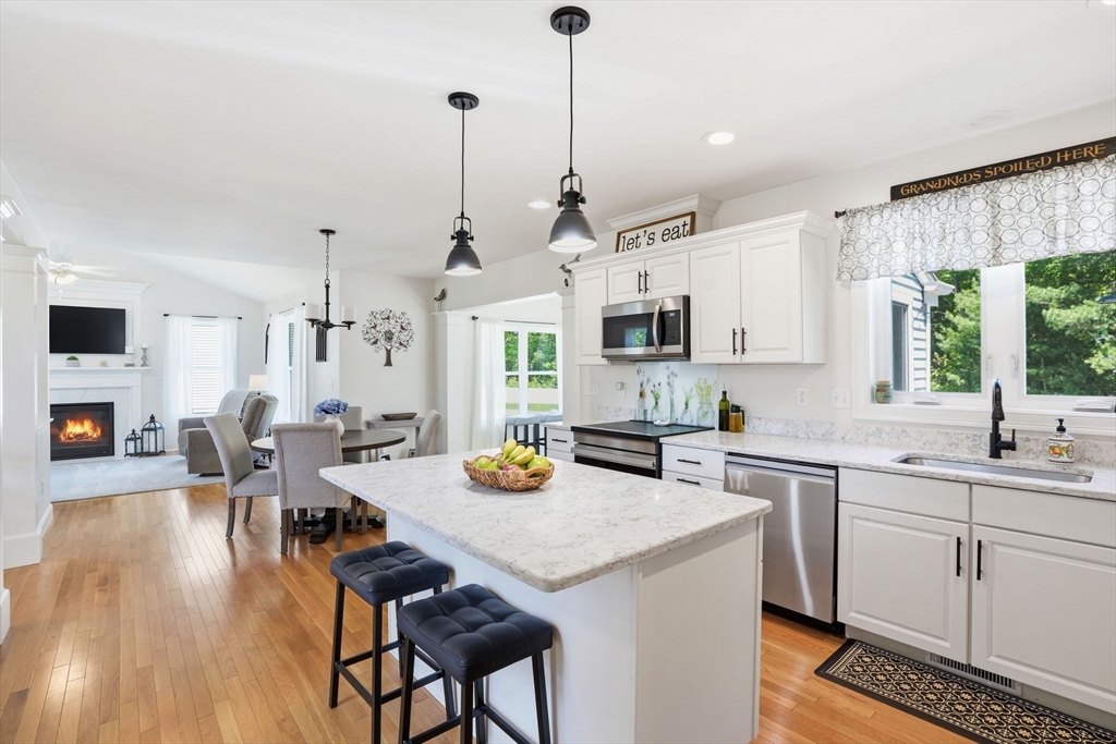 59 Oldfield Road Bridgewater, MA 02324 - Photo 12 of 42