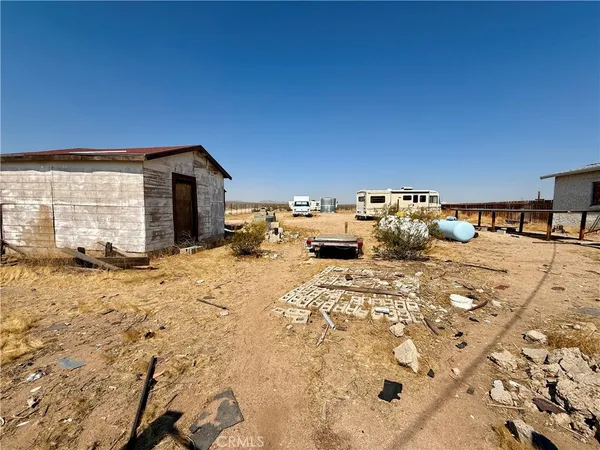 $225,000 | 25330 Vancouver Avenue, Adelanto, CA 92301