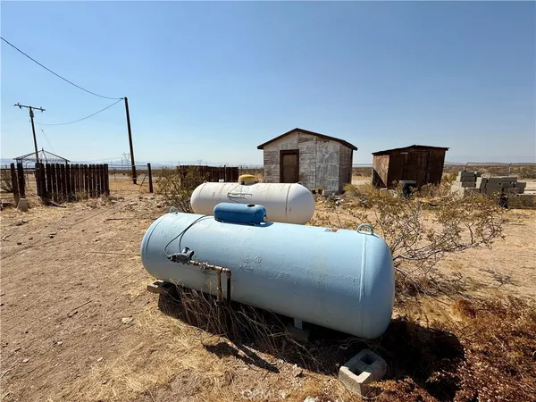 $225,000 | 25330 Vancouver Avenue, Adelanto, CA 92301