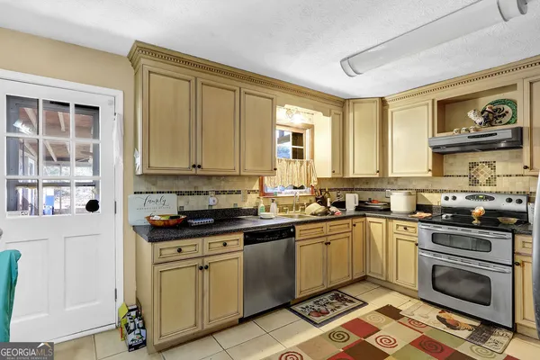 $340,000 | 869 Falconcrest Drive, Lawrenceville, GA 30043