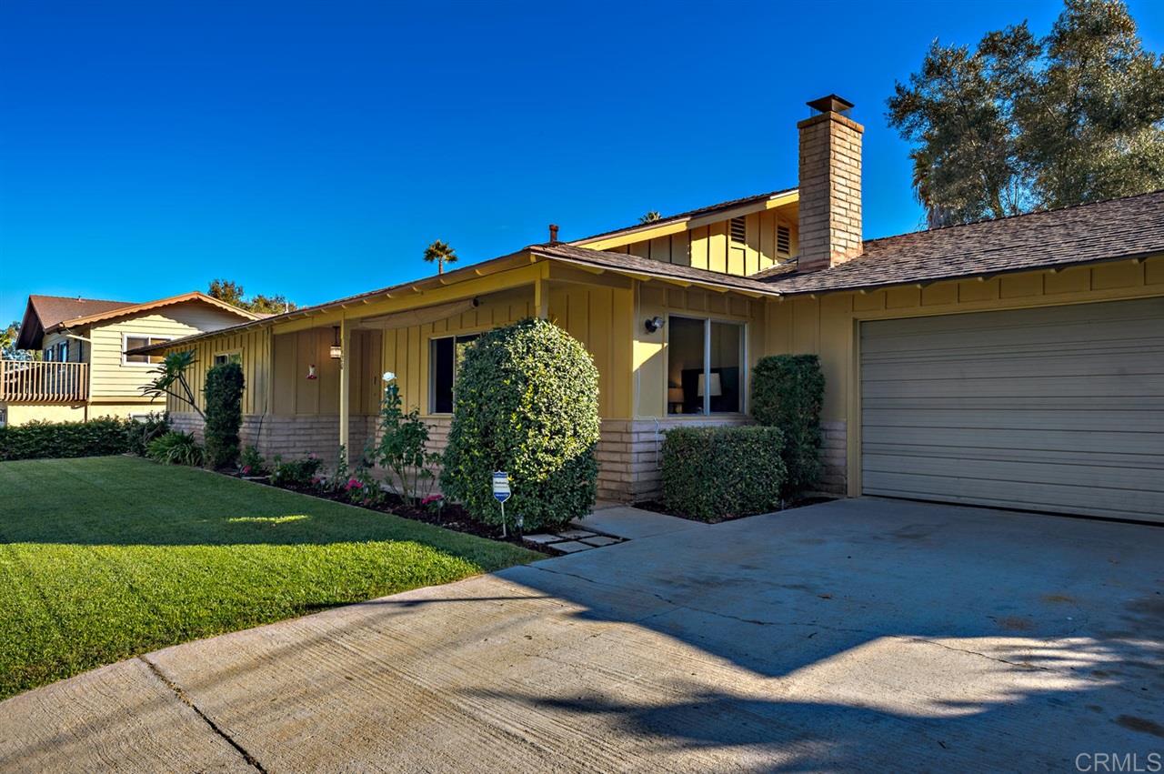 1420 Los Conejos Road Fallbrook, CA 92028 - Photo 2 of 24 Gallery Image 2