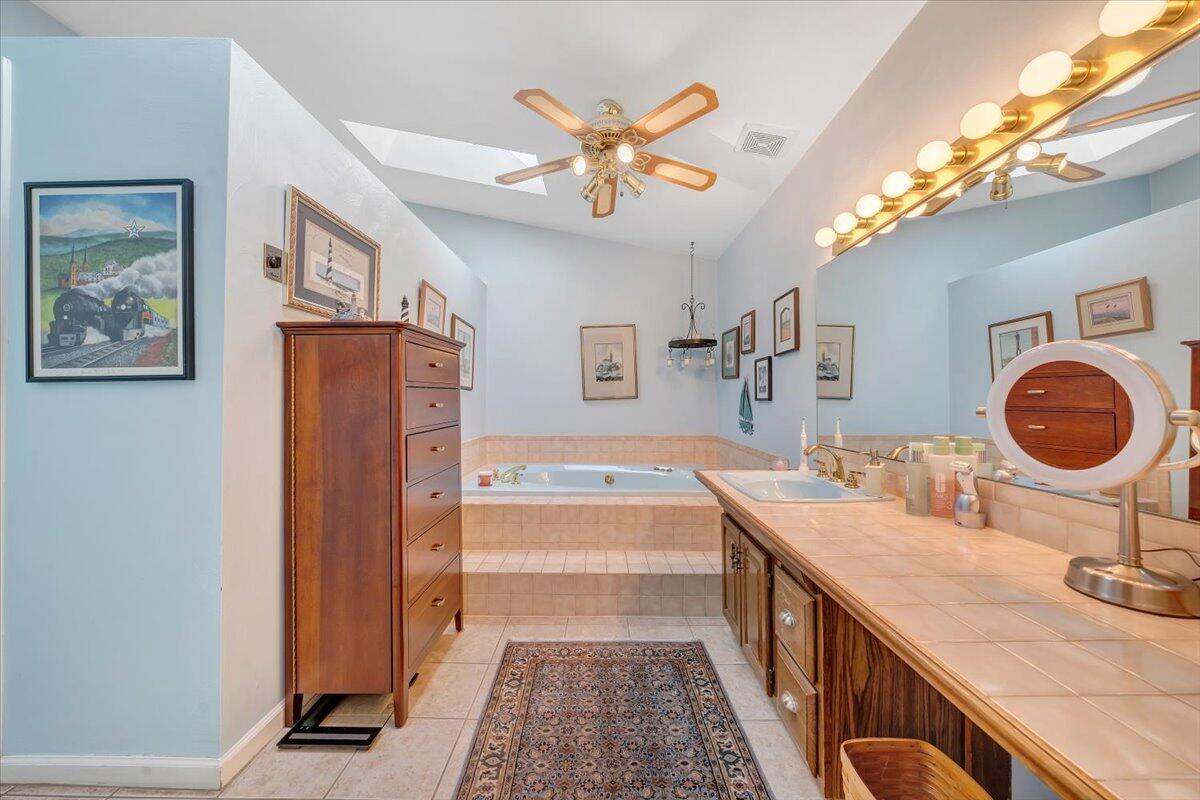 6263 Mt Chestnut Road Roanoke, VA 24018 - Photo 16 of 37 18-MIB06523