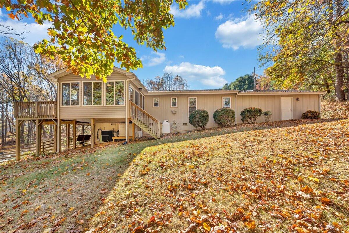 6263 Mt Chestnut Road Roanoke, VA 24018 - Photo 35 of 37 38-MIB06586