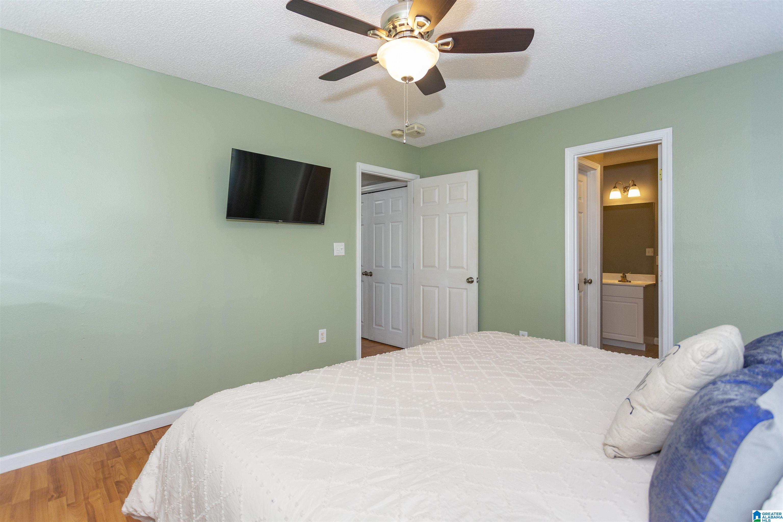 826 Meriweather Drive Calera, AL 35040 - Photo 11 of 23