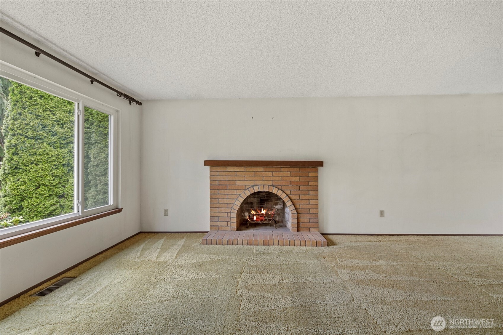 2706 164th Place Southeast Bothell, WA 98012 - Photo 10 of 39