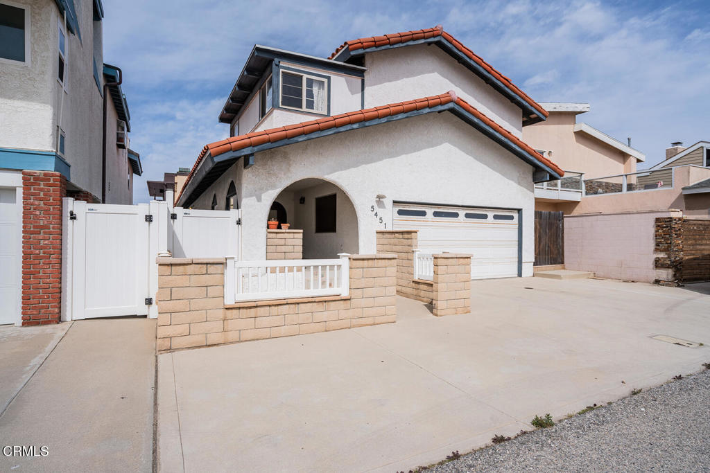 5451 Reef Way Oxnard, CA 93035 - Photo 3 of 26