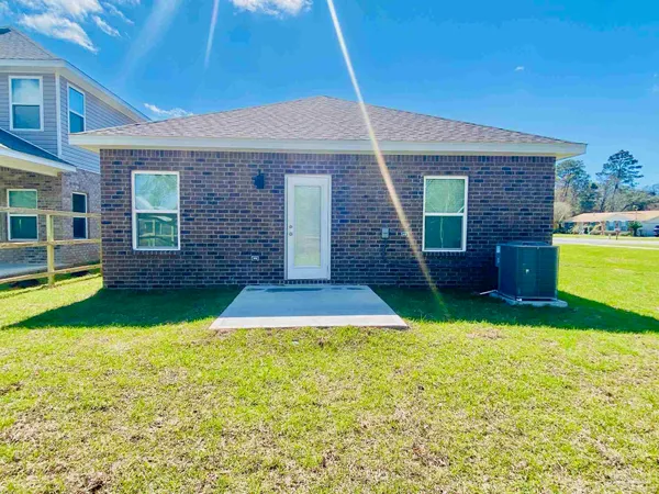 $2,000 | 9908 Starling Drive, Pensacola, FL 32506