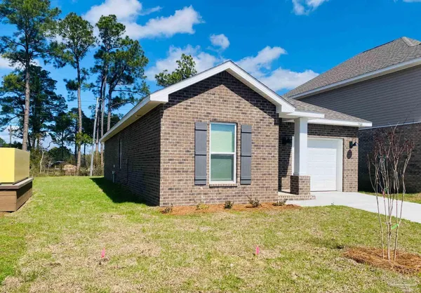 $2,000 | 9908 Starling Drive, Pensacola, FL 32506