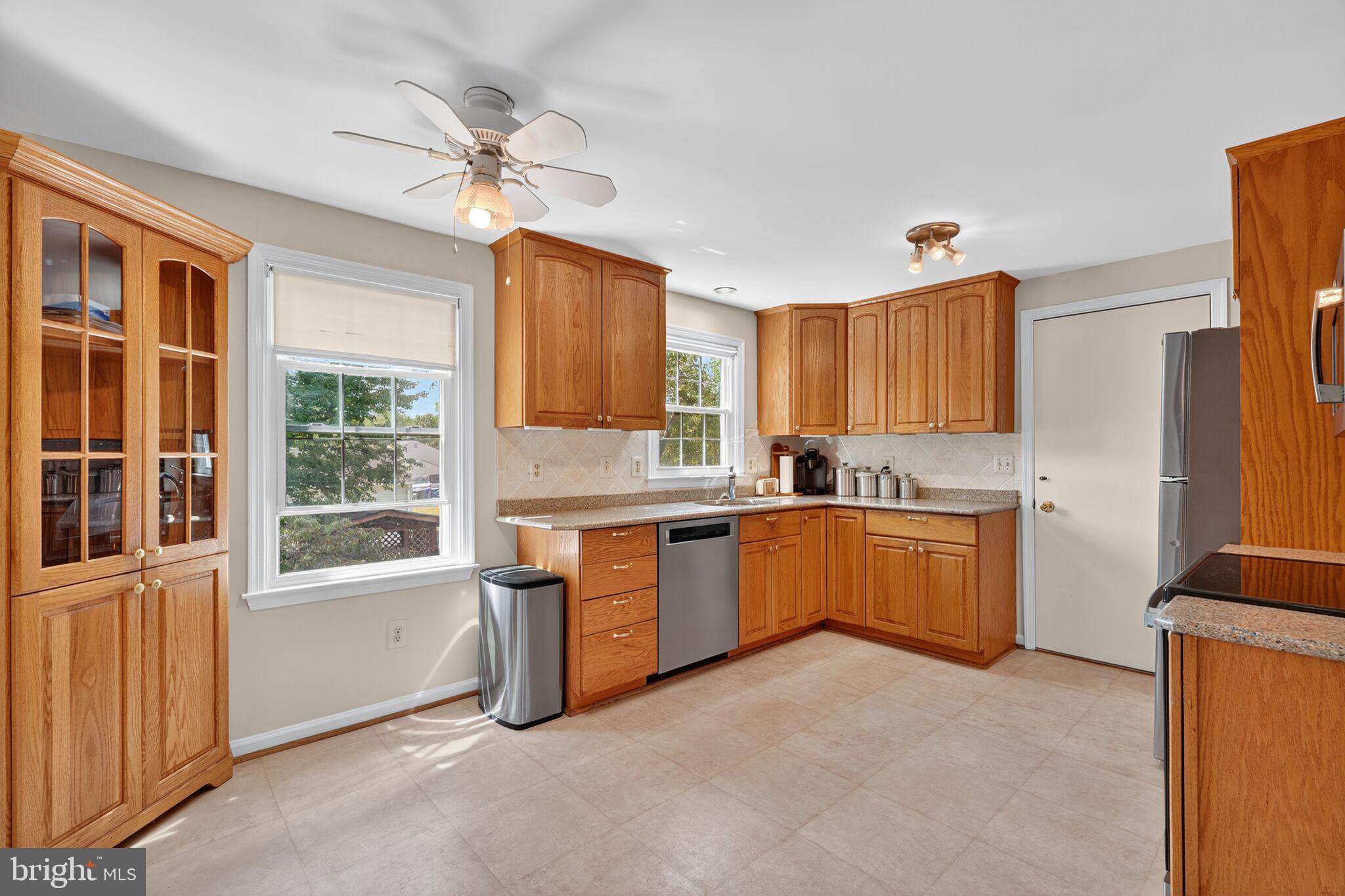 7620 Trail Run Road Falls Church, VA 22042 - Photo 6 of 35 Kitchen
