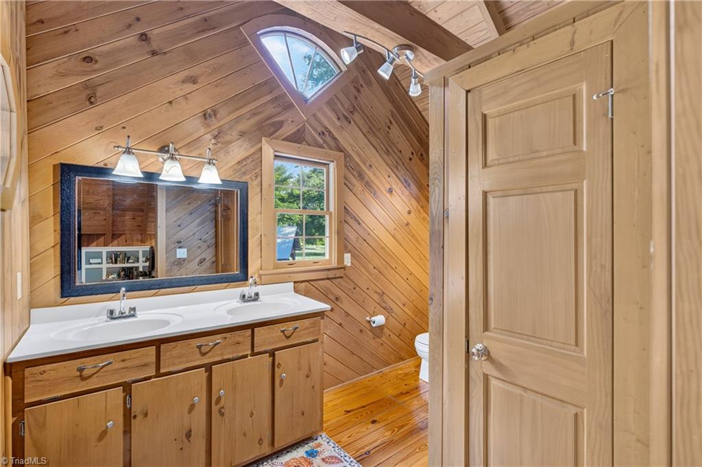 1805 West Chrisco Road Seagrove, NC 27341 - Photo 27 of 49