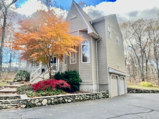 $524,900 | 19 Wagon Trail, Wolcott, CT 06716