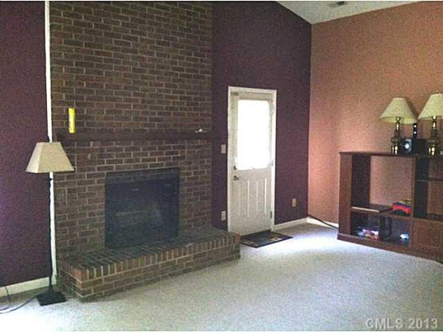 2901 Rural Hill Court Matthews, NC 28105 - Photo 2 of 9 Gallery Image 2