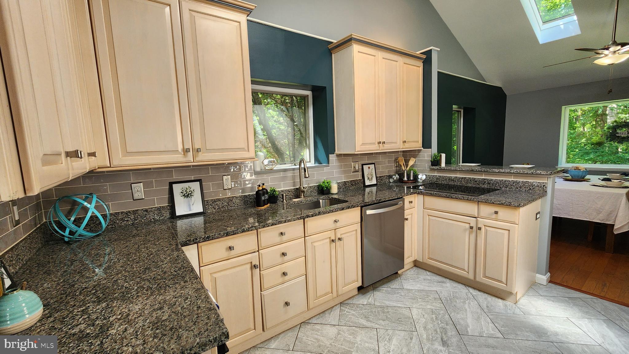 1530 Murphy Lane Silver Spring, MD 20905 - Photo 28 of 75