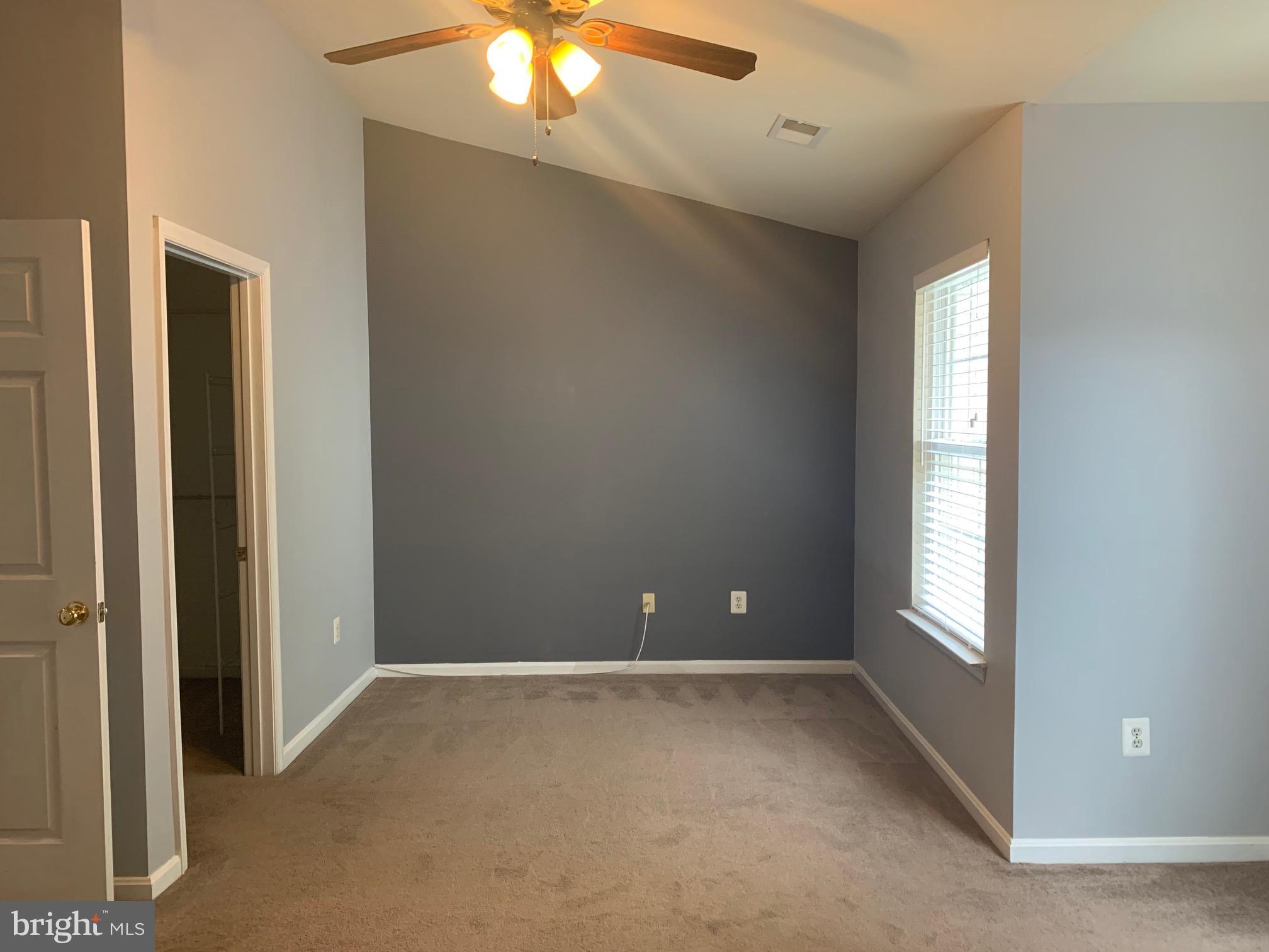 210 Tilden Way Edgewater, MD 21037 - Photo 13 of 34 Spacious Master with vaulted ceilings