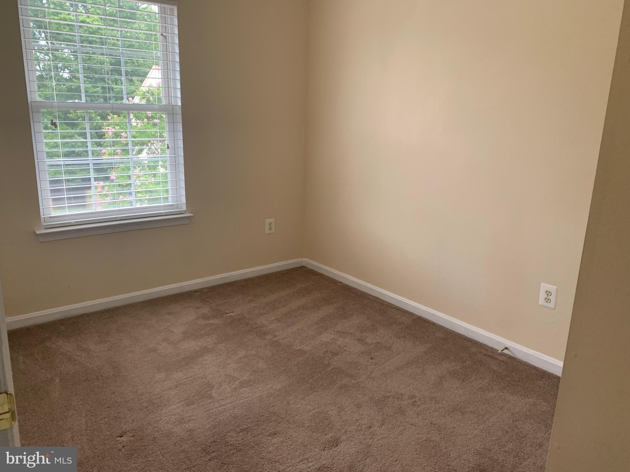 210 Tilden Way Edgewater, MD 21037 - Photo 19 of 34 Second upper level bedroom