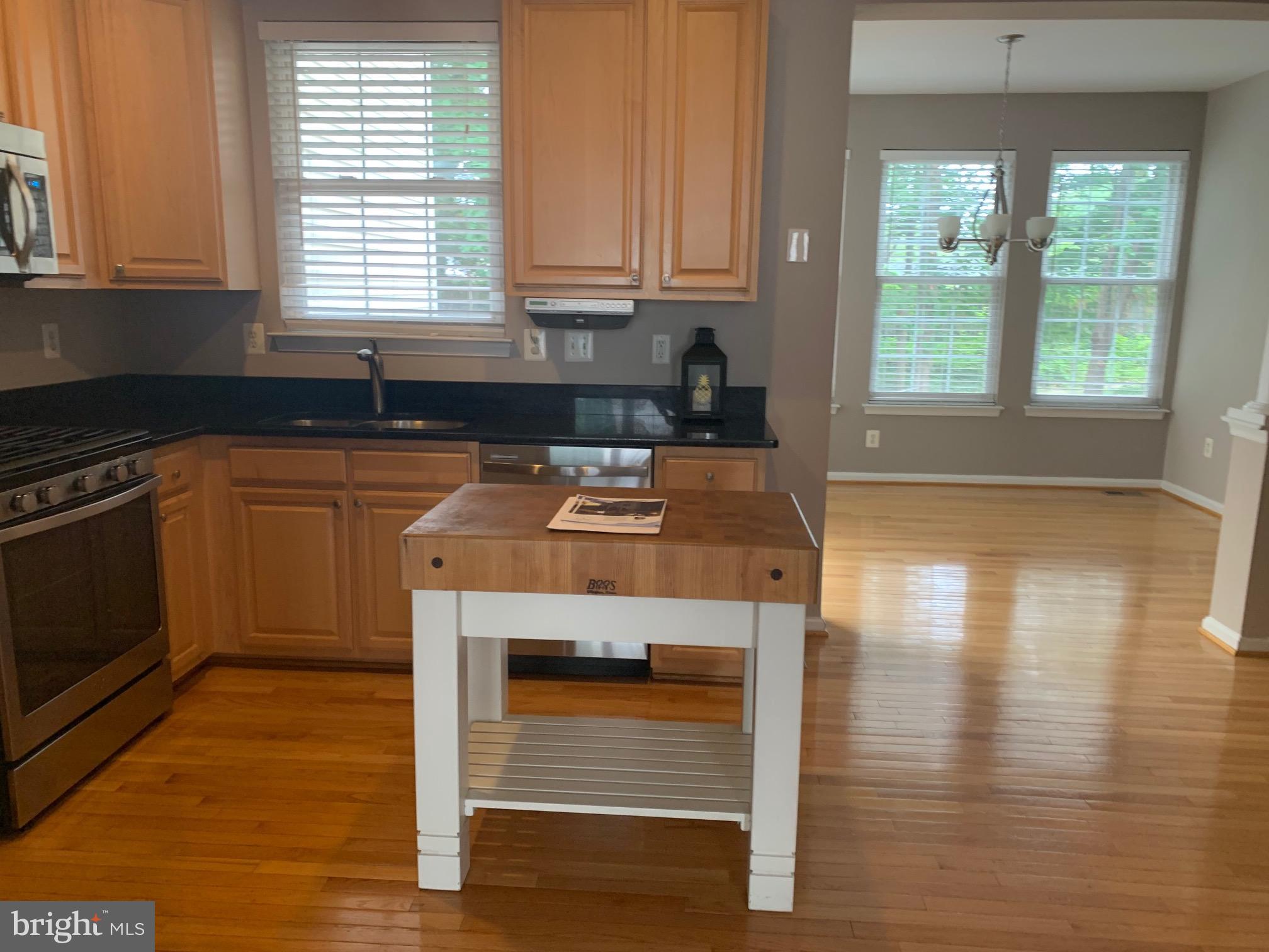 210 Tilden Way Edgewater, MD 21037 - Photo 6 of 34 Stainless appliances in kitchen