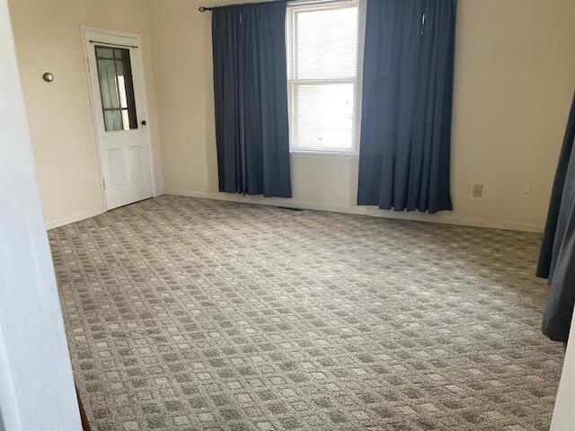183 12th Street Manistee, MI 49660 - Photo 4 of 11