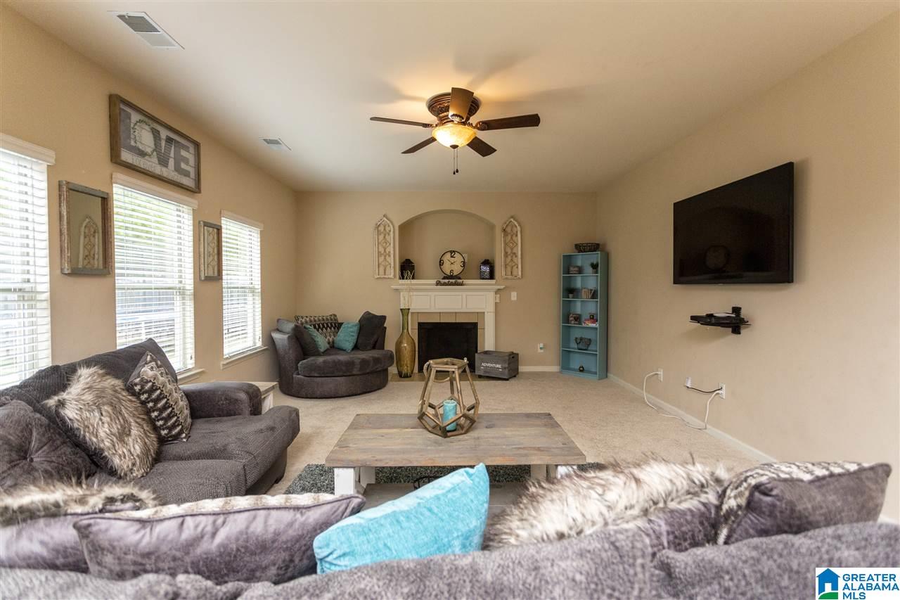 1045 Merion Drive Calera, AL 35040 - Photo 14 of 44